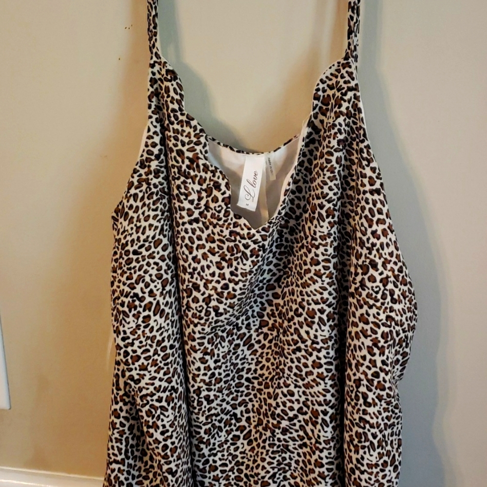 L love, medium, Cheetah print